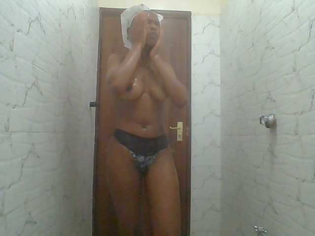 Pinky09