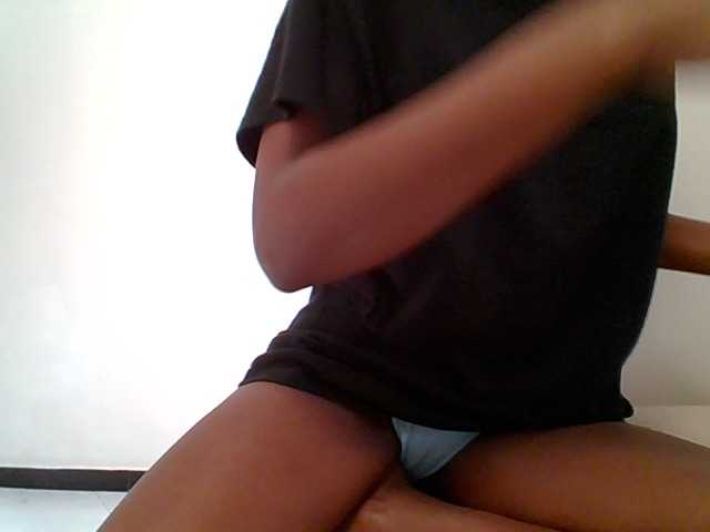 Pinky09 live cam preview