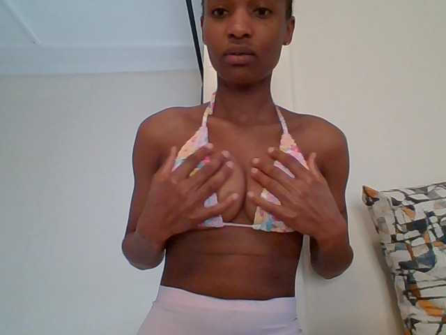 Pinky09