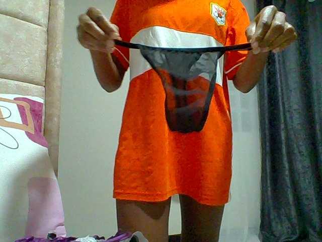 Pinky09 live cam on BongaCams