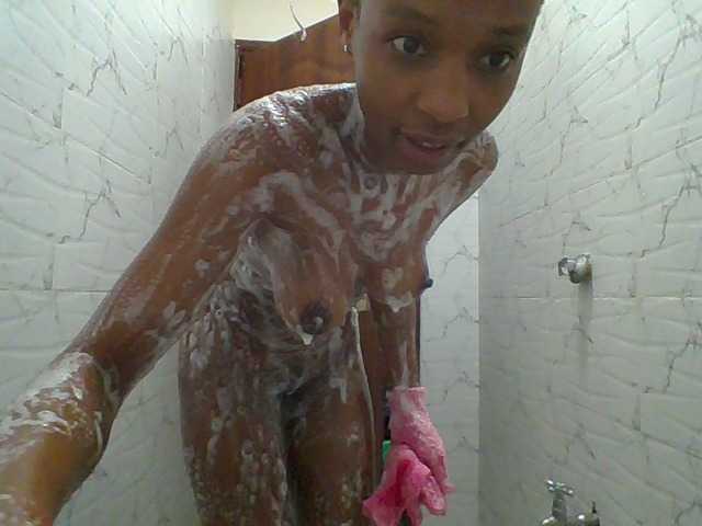 Pinky09