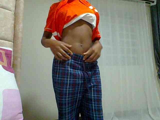 Pinky09 webcam