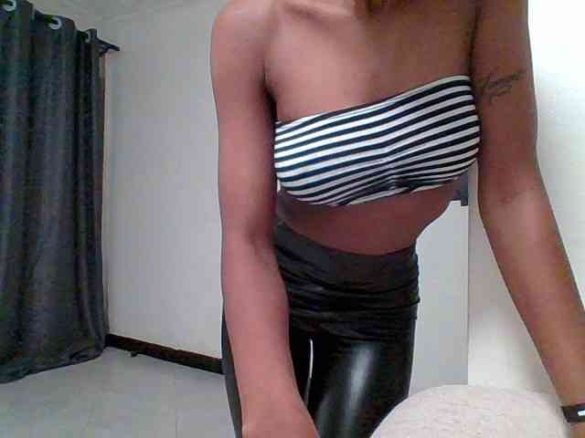 Model: Pinky09