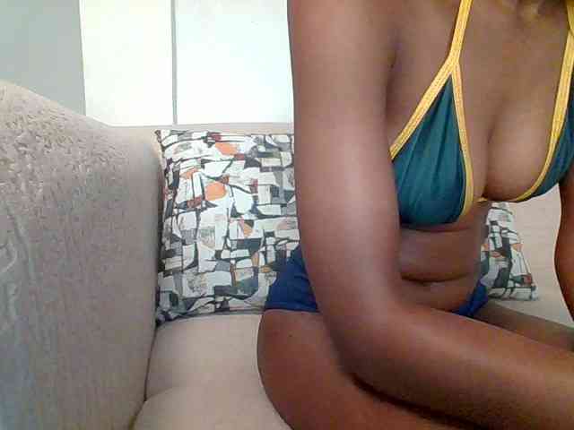 Pinky09 webcam