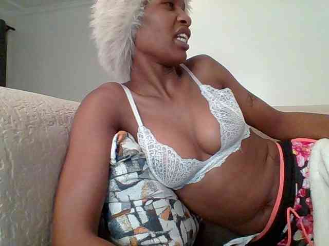 Pinky09 webcam
