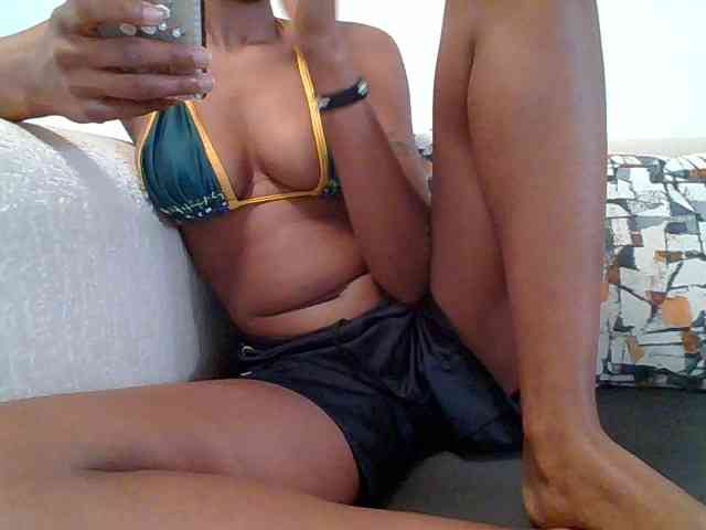 Pinky09 webcam