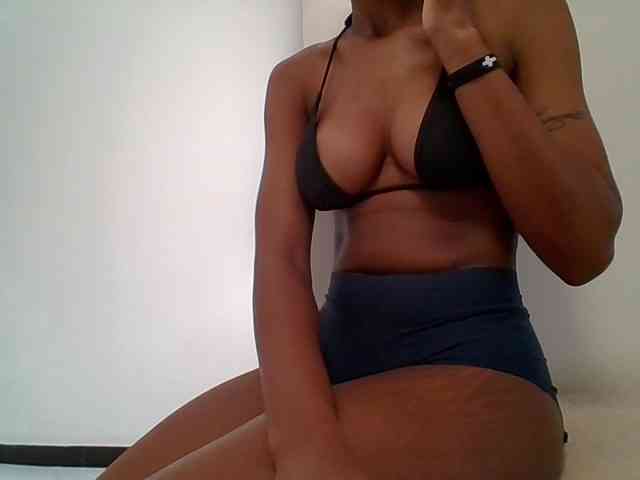 Pinky09 webcam
