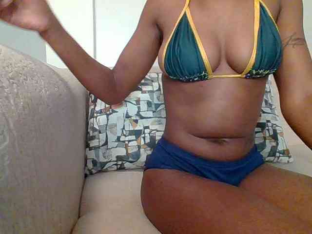 Pinky09 webcam