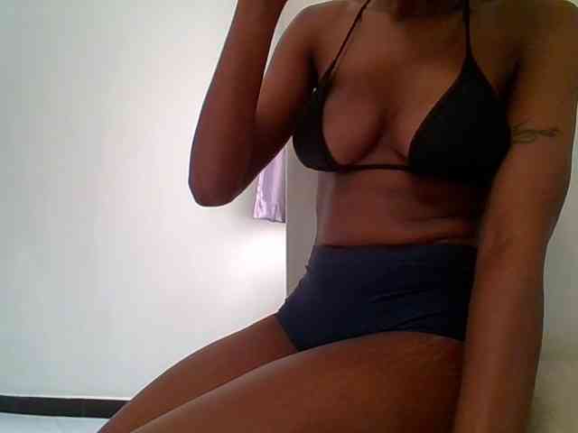 Pinky09 webcam