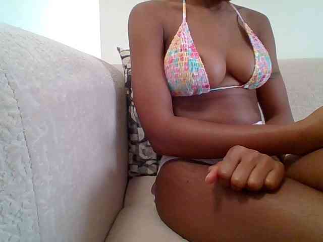 Pinky09 webcam
