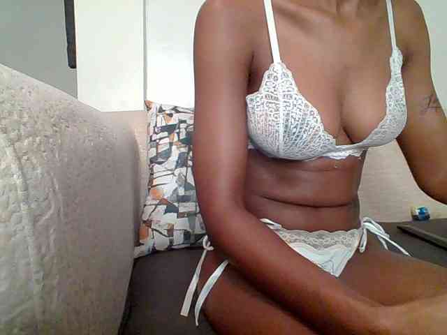 Pinky09 webcam