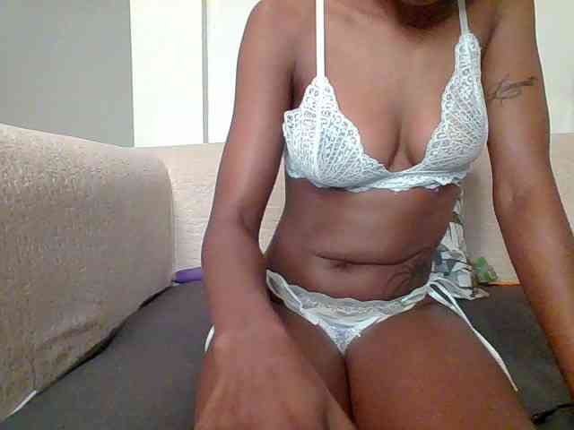 Pinky09 webcam