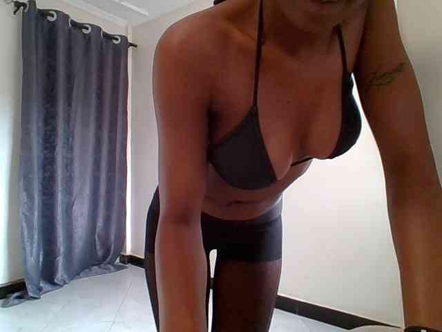 Pinky09 webcam