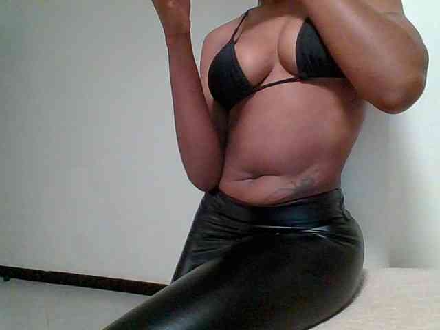 Pinky09 webcam