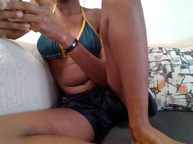 Pinky09 webcam