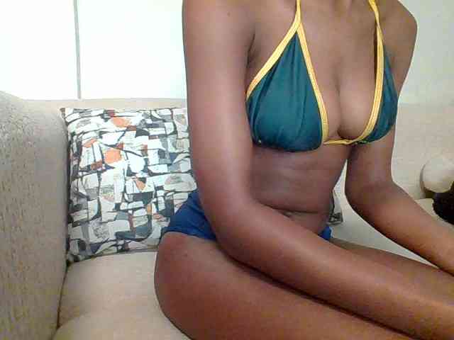 Pinky09 webcam