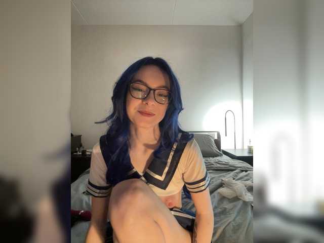 Hot-Lumi live cam on BongaCams