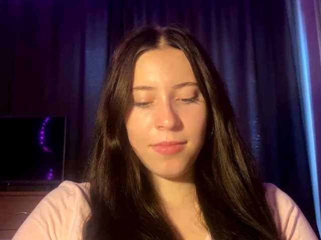 le modèle CathieMarcks est en webcam porno dans un show sur le site bongacams, il possède les tags suivants: White/Caucasian,Brunette,Trimmed