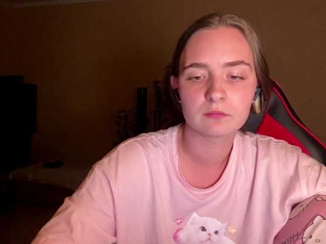 MagnoliaNaughton live cam preview