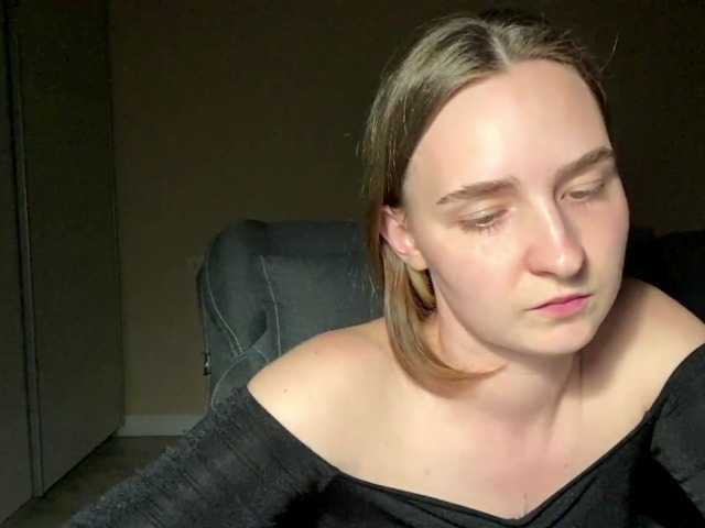 MagnoliaNaughton live cam preview