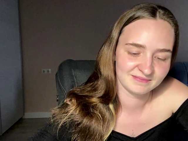 MagnoliaNaughton live cam preview