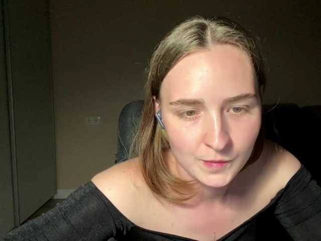 MagnoliaNaughton live cam