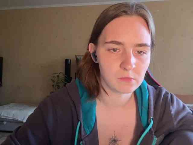 MagnoliaNaughton webcam