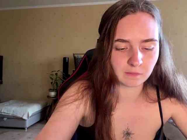 MagnoliaNaughton webcam