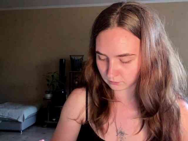 MagnoliaNaughton webcam