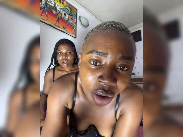 grayafricana webcam