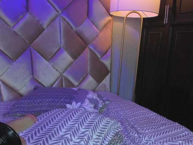 SophieRosee live cam on BongaCams