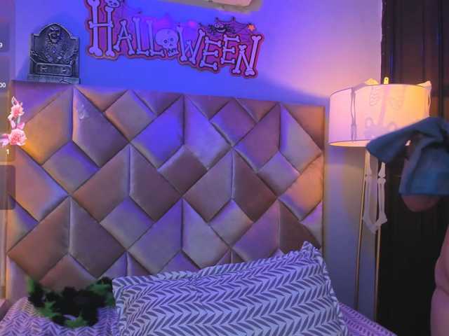 SophieRosee live cam on BongaCams
