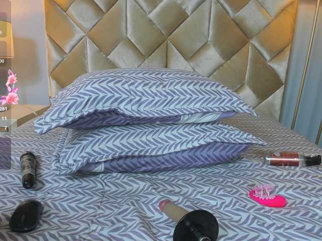 SophieRosee live cam on BongaCams