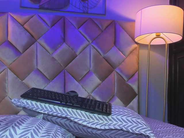 SophieRosee live cam on BongaCams