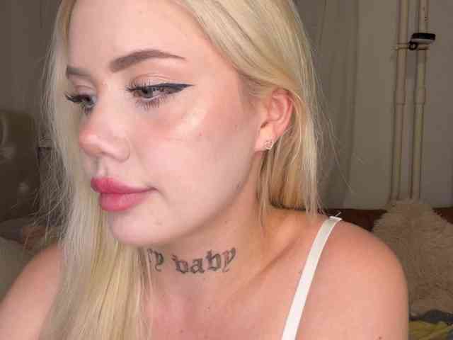 Sweetie-Anna webcam