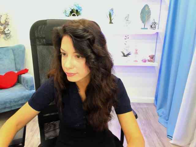 PeachMiragea webcam