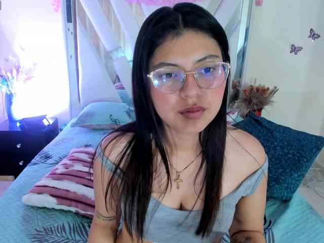 connie-forero webcam