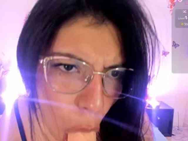 connie-forero webcam
