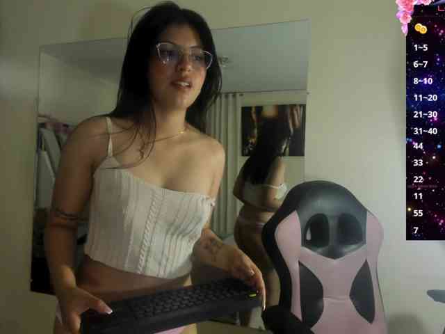 connie-forero webcam