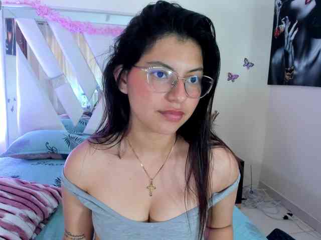 connie-forero webcam