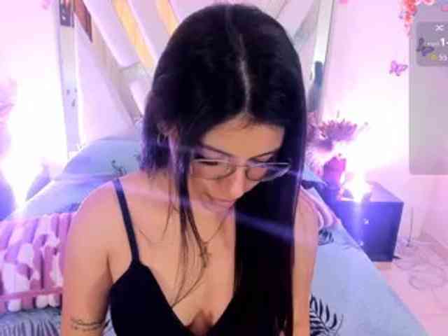 connie-forero webcam