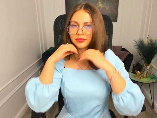 AngelicaSavarew live cam on BongaCams