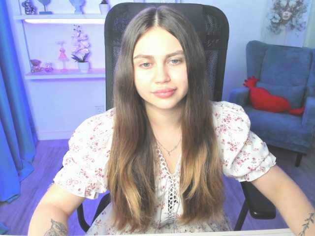AngelicaSavarew live cam on BongaCams