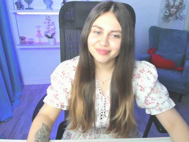AngelicaSavarew live cam on BongaCams
