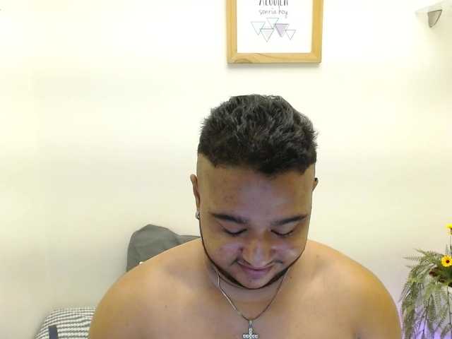 maxwolf1
