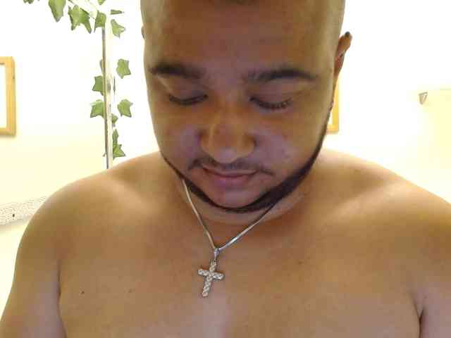 maxwolf1 Live Webcam on BongaCams