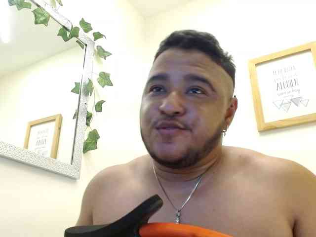 maxwolf1