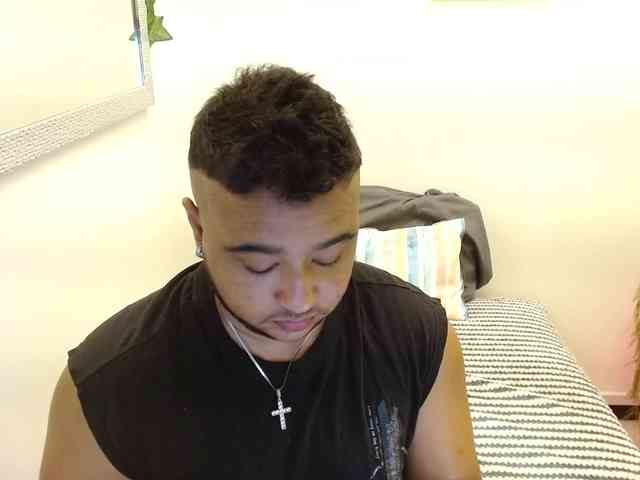 maxwolf1 Live Webcam on BongaCams