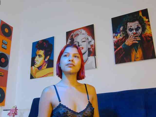 Scarlette-Velvet