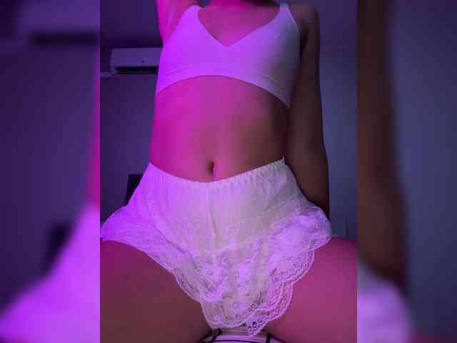 Alyamrr's cam show statistics and live stream